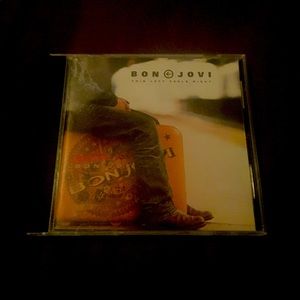 Bon Jovi cd this left feels right